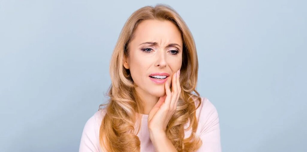 What Do You Do If Your Tooth Hurts on the Weekend?